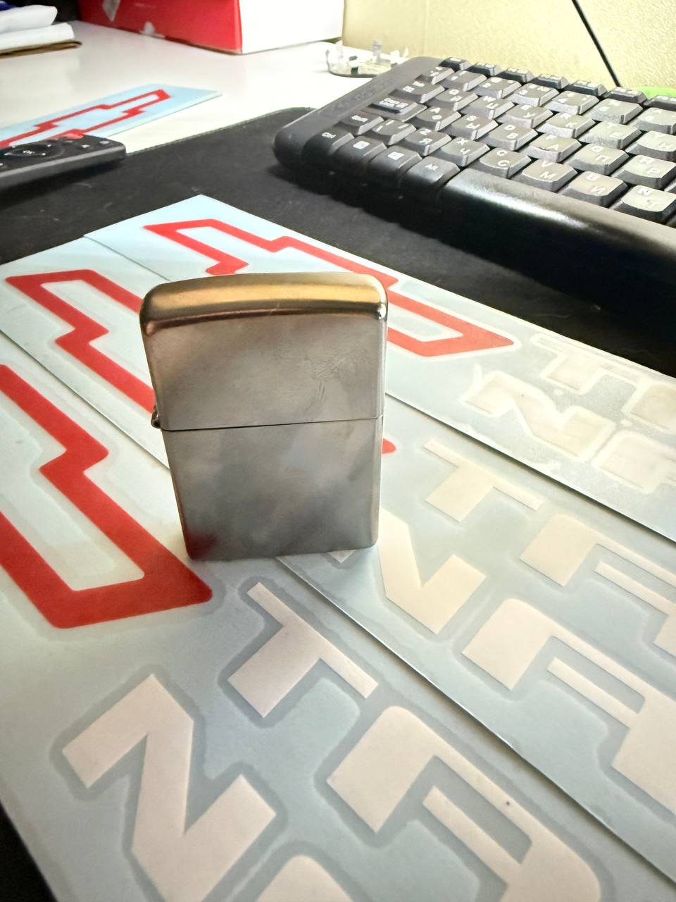 Зажигалка  zippo  6
